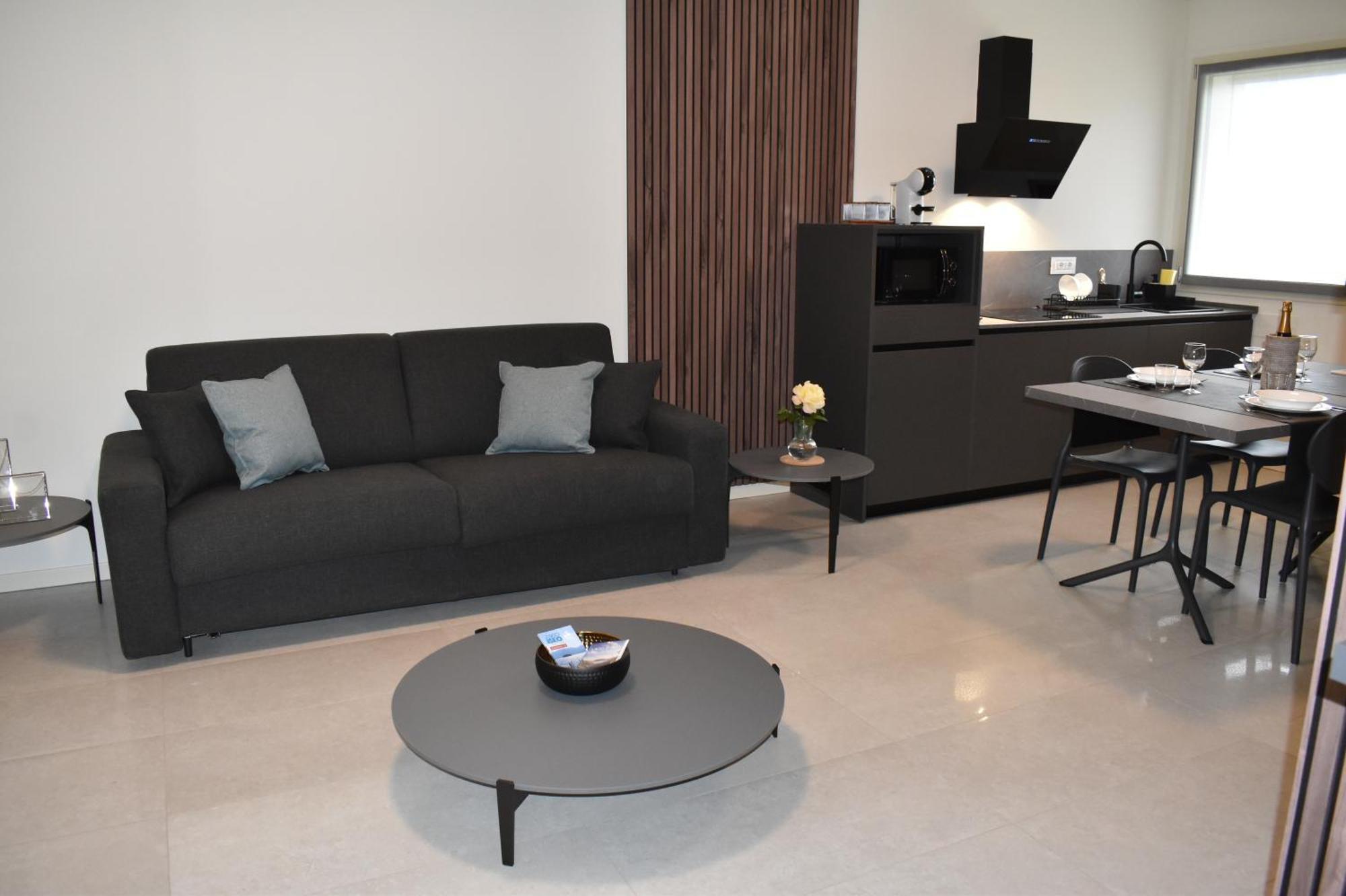 Baia Delle Rose Via Roma 111 Apartment Costa Volpino Phòng bức ảnh