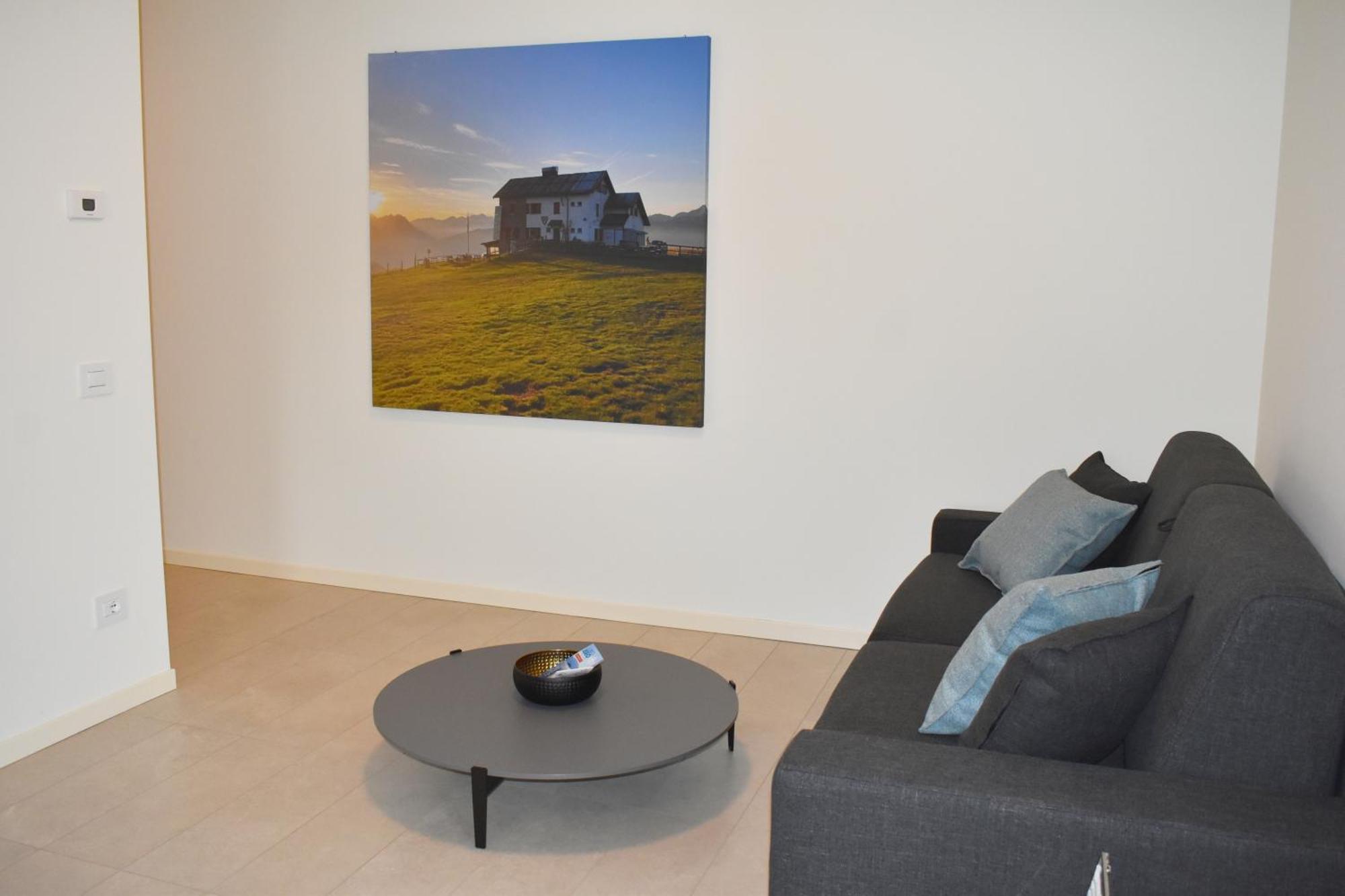 Baia Delle Rose Via Roma 111 Apartment Costa Volpino Ngoại thất bức ảnh