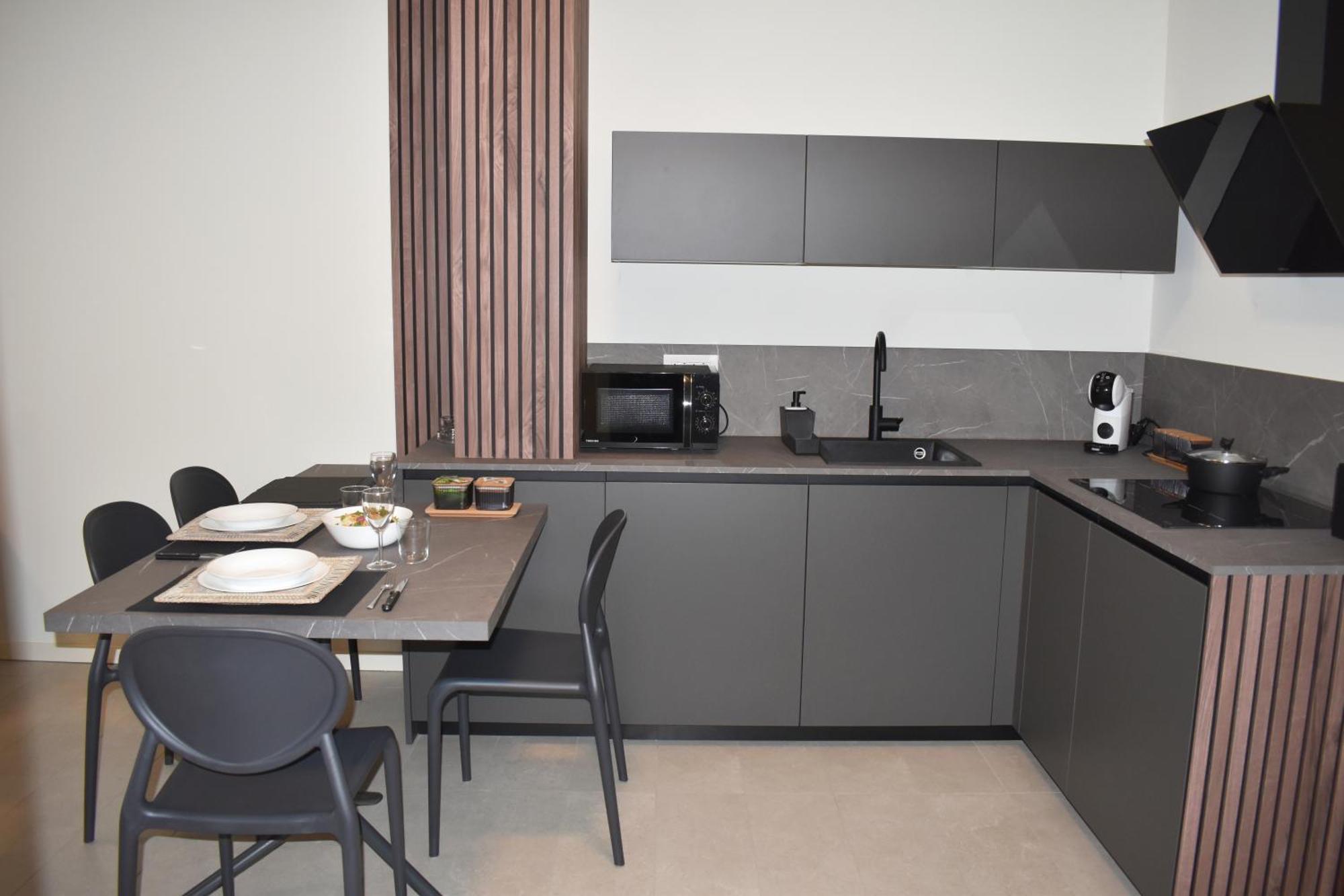 Baia Delle Rose Via Roma 111 Apartment Costa Volpino Ngoại thất bức ảnh