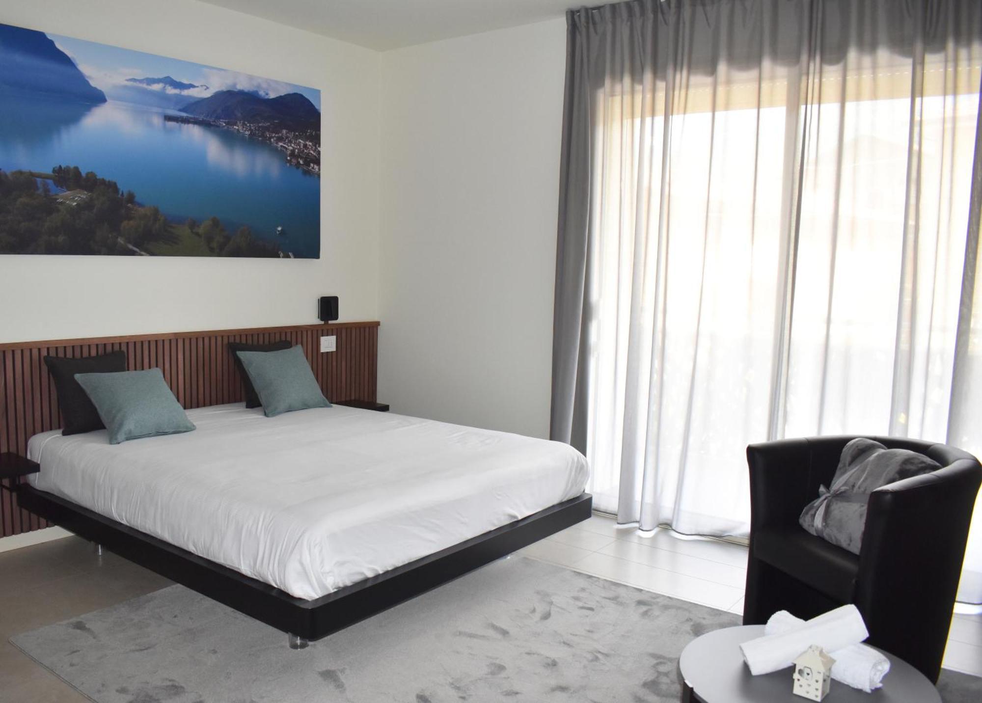 Baia Delle Rose Via Roma 111 Apartment Costa Volpino Ngoại thất bức ảnh