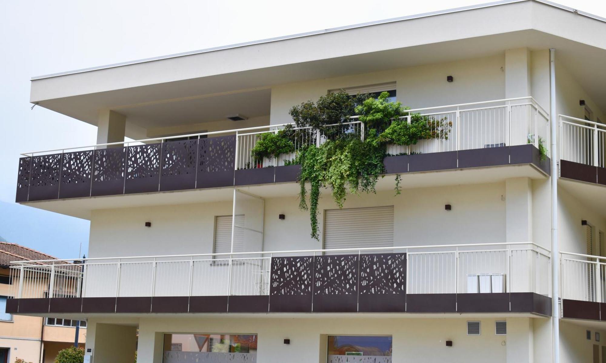 Baia Delle Rose Via Roma 111 Apartment Costa Volpino Ngoại thất bức ảnh